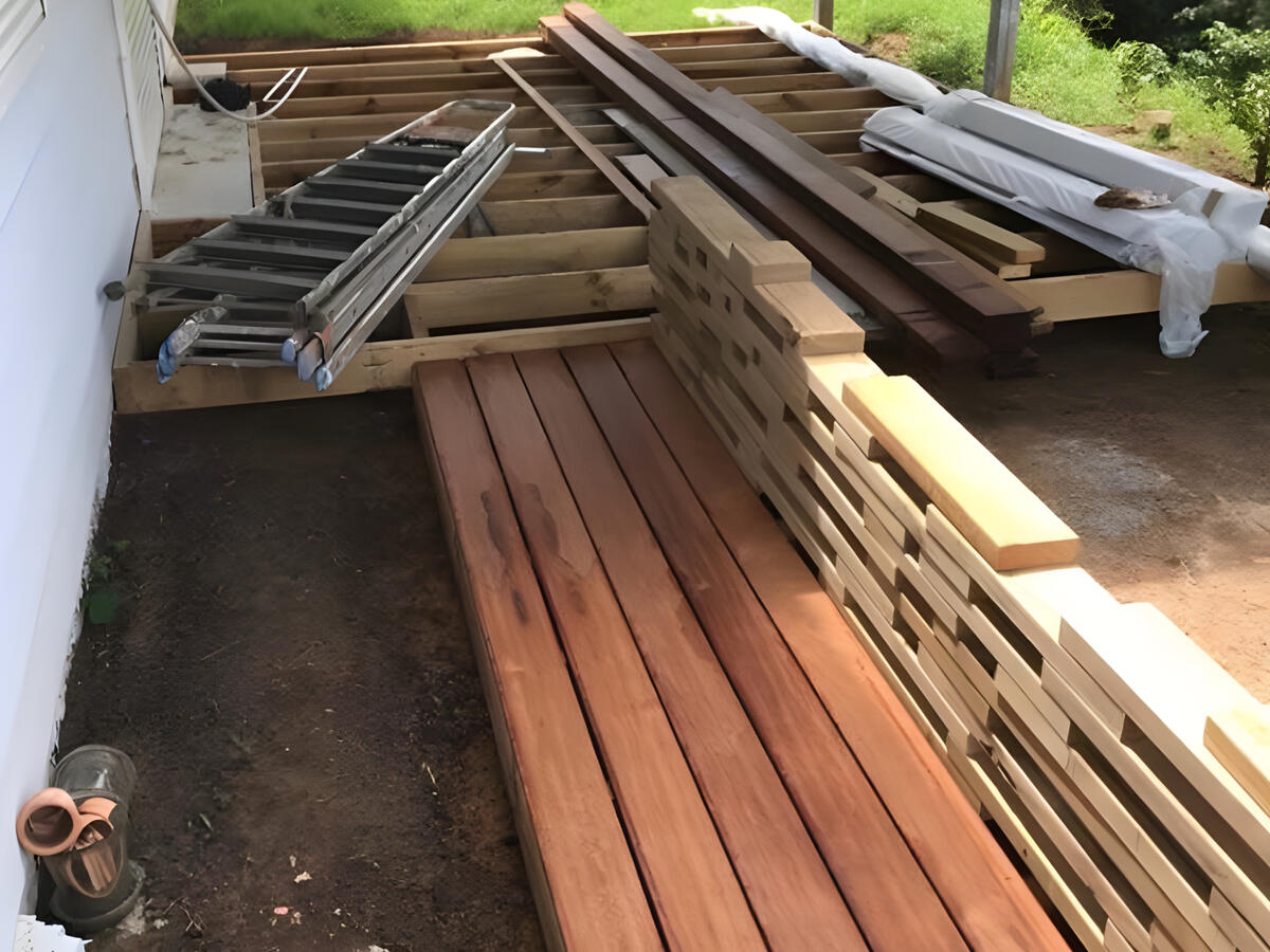 Hardwood deck full build with custom timber screening — Frenchy Home Solutions
